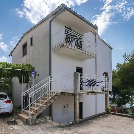 Apartment Maja